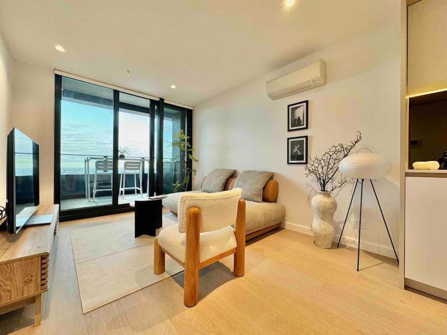 Gorgeous 1B Docklands apt Amazing view facility#MQ36, Melbourne