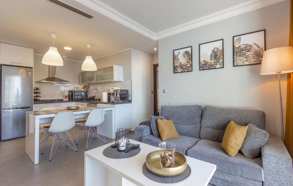 Nice Apartment In La Mata - 3