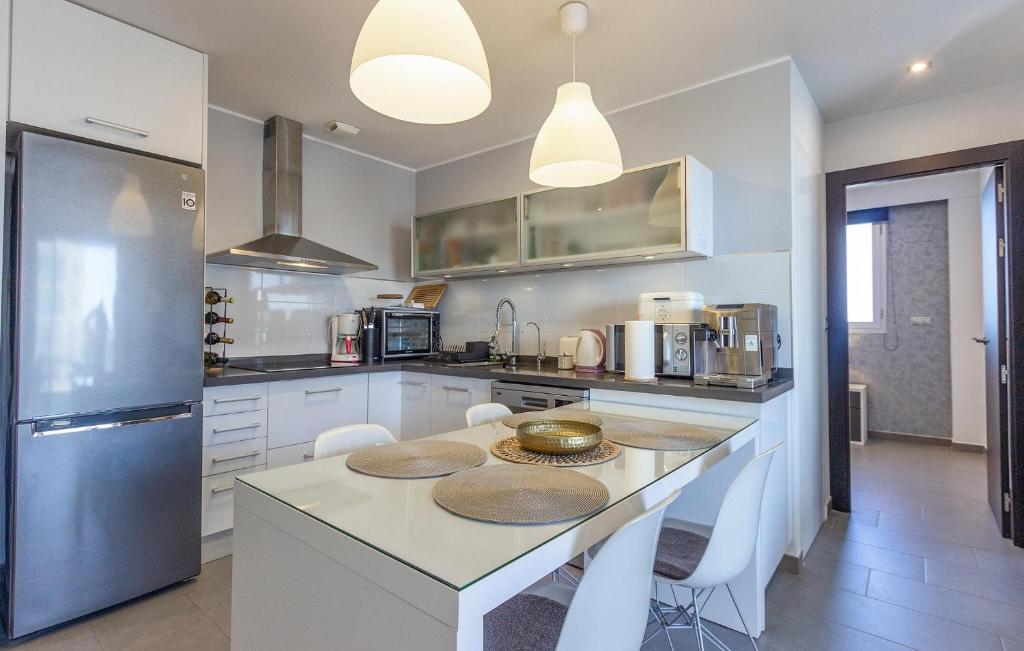 Nice Apartment In La Mata - 5