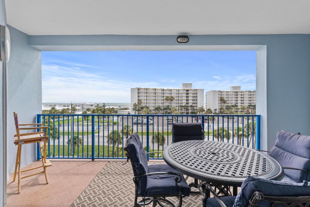Oceanwalk 2-502, New Smyrna Beach
