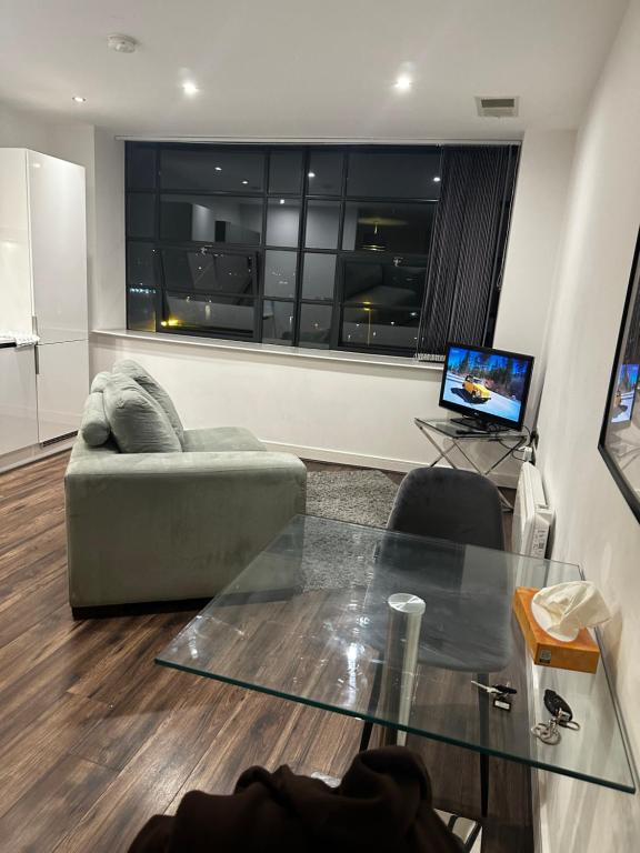 533 Luxury Double Studio Apartment Sleeps Two, Birmingham