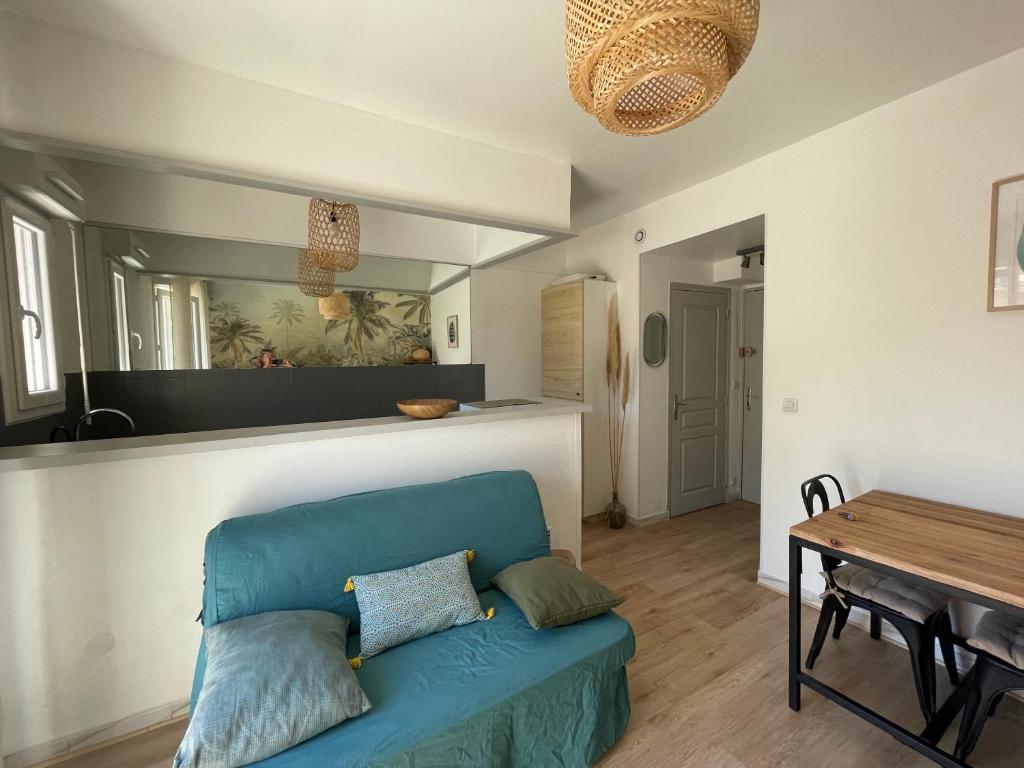 Studio climatisé avec balcon à 10 mn des plages - 3
