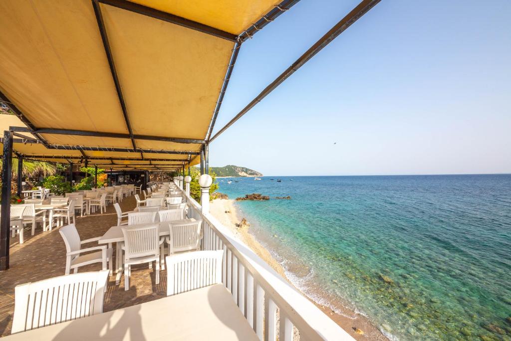 Lodges Shen Nikolla, Dhërmi