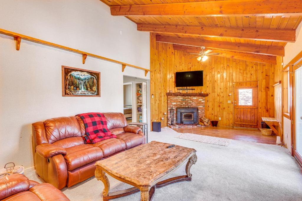 Convenient Running Springs Home - Dogs Welcome!, Running Springs