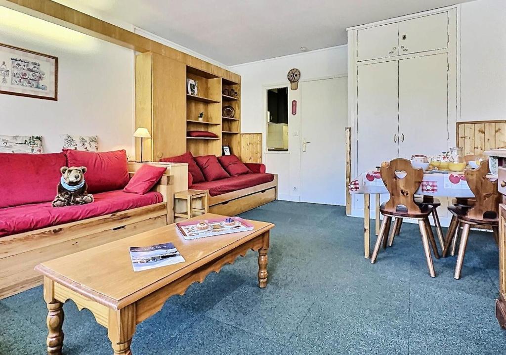 Résidence Le Bec Rouge - Studio 4 personnes à Tignes ski aux pieds et proche des commerces dans le quartier du Lac. Vue imprenable sur le Lac. MAE-2118 - 2