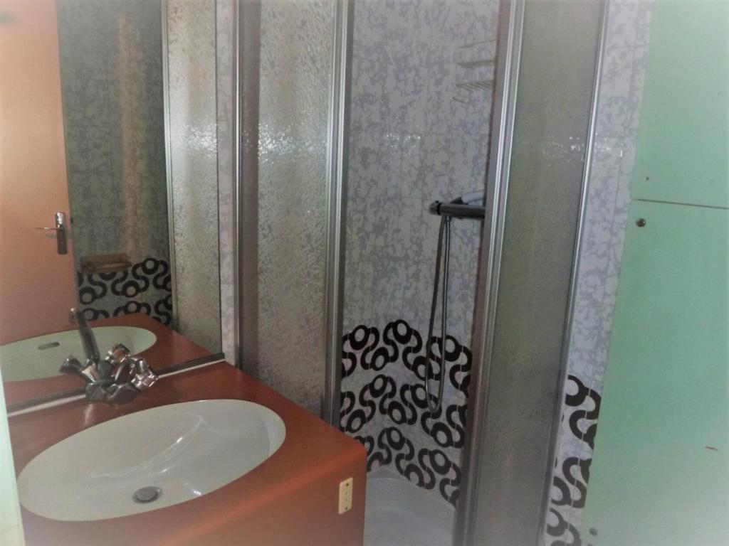 Résidence Le Palafour - Studio 2 personnes à Tignes au pied des pistes, des commerces, de l'ESF et de l'office du tourisme dans le quartier du lac. Appa MAE-2160 - 4