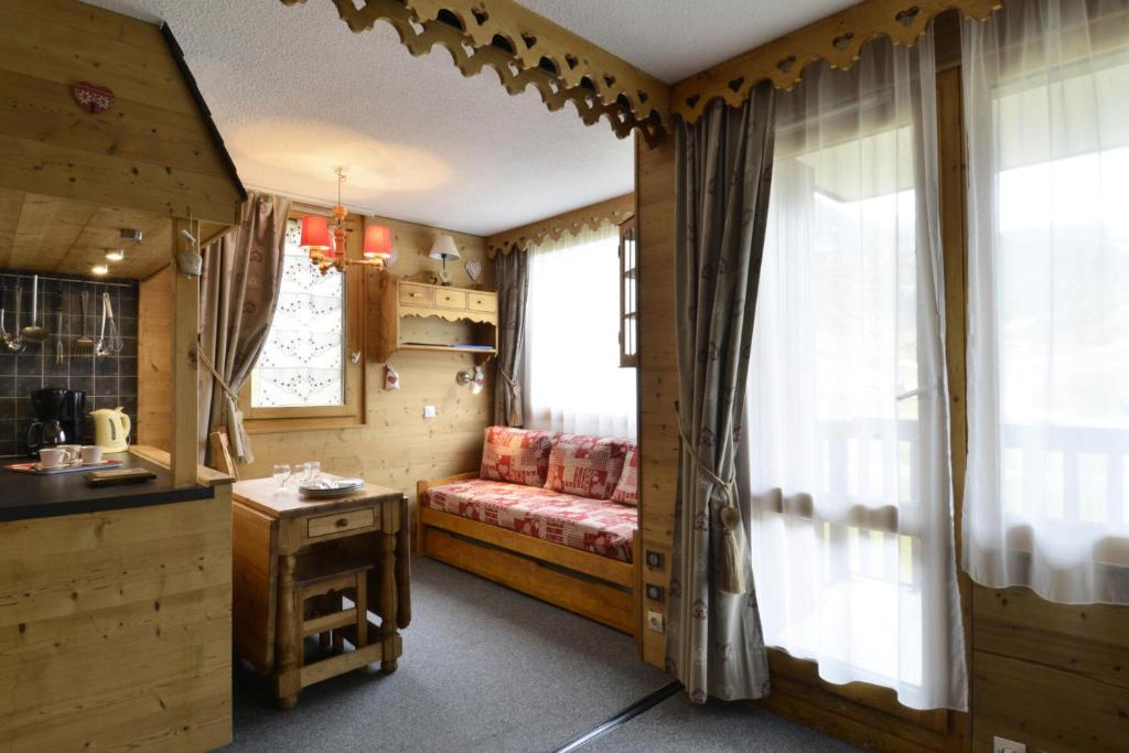 Résidence Pierre De Soleil - Appartement chaleureux et rénové · Skis aux pieds MAE-3575 - 3