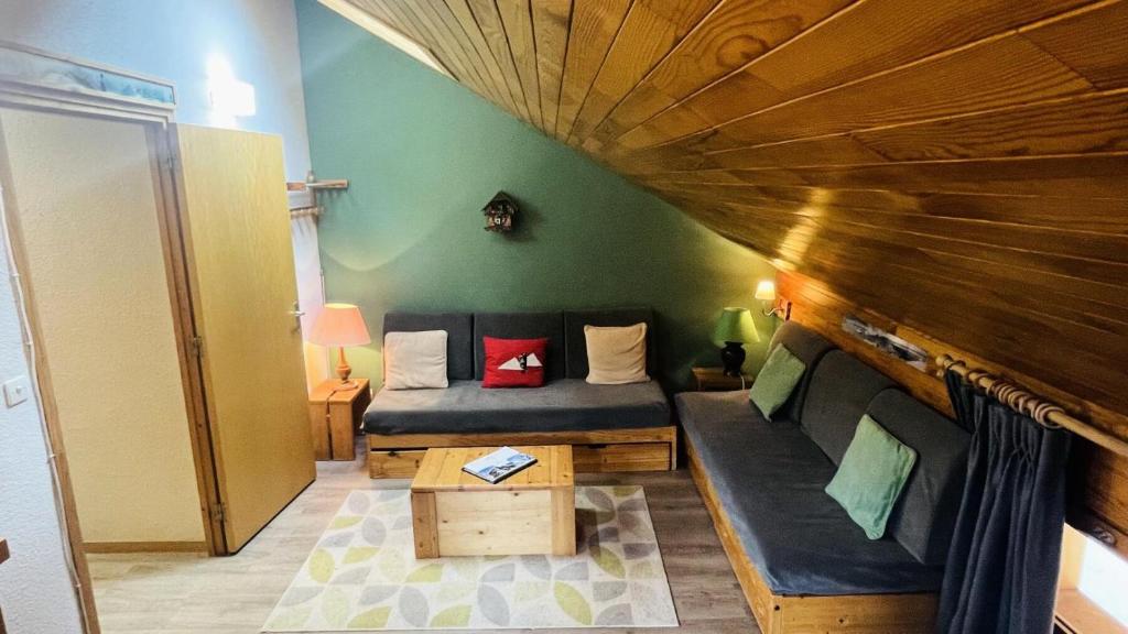 Résidence Les Eperonnelles - Appartement 3 pièces pour 6 personnes situé à Méribel Altiport, proche des pistes de ski et du golf MAE-2644 - 2