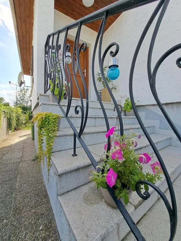 Apartment Anna - Austrian country house in Marchfeld im Weinviertel, hotel a Marchegg