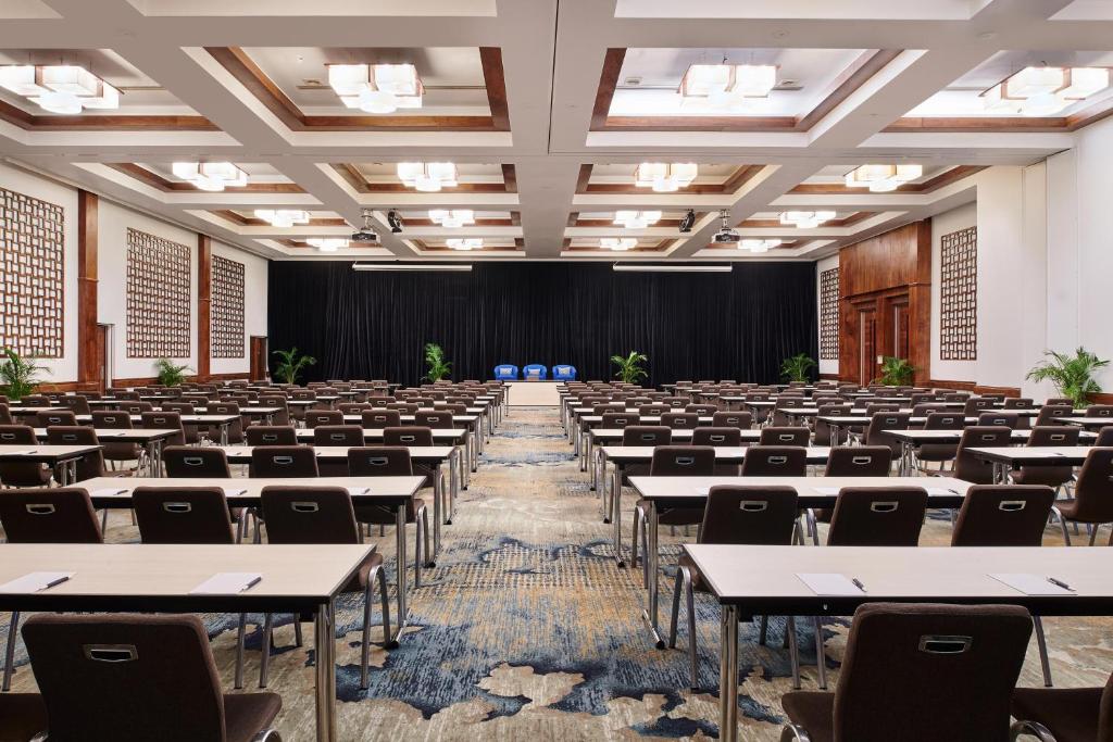 Tárgyalóterem/bálterem