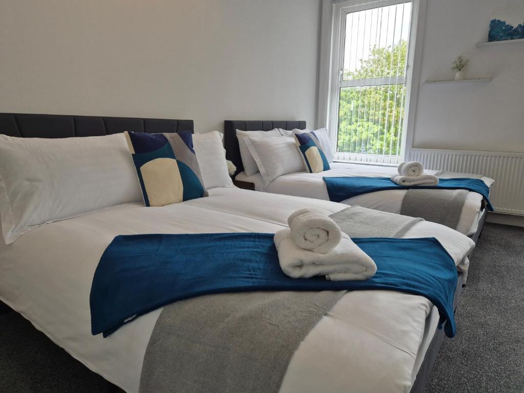 #9 Studio Apartment - Sleeps 4, Portsmouth