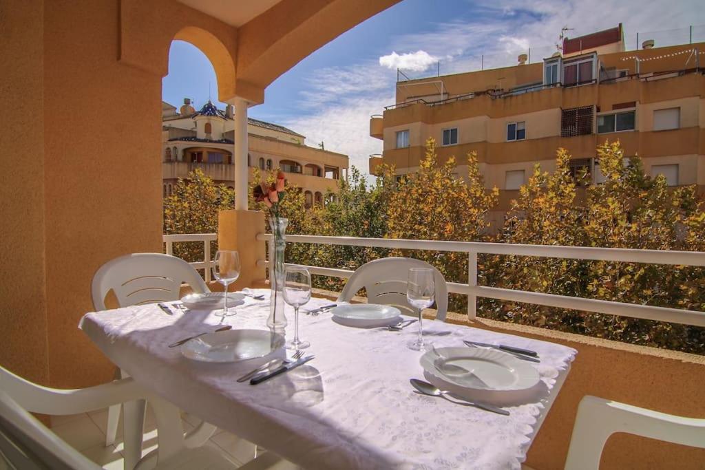 Apartamento céntrico con piscina - ApoloVII - 3