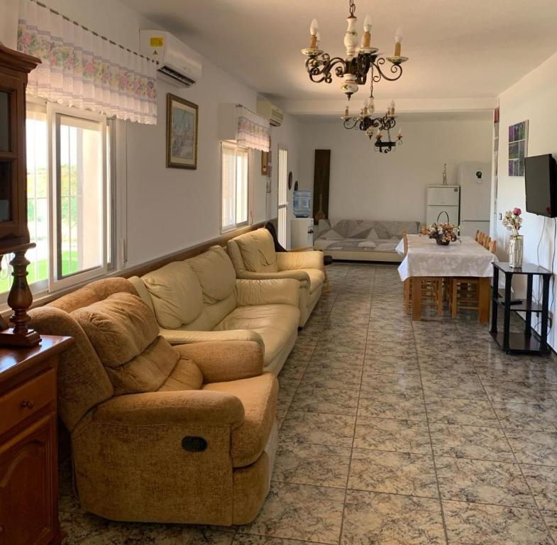 VILLA RURAL CON PISCINA PRIVADA - 2