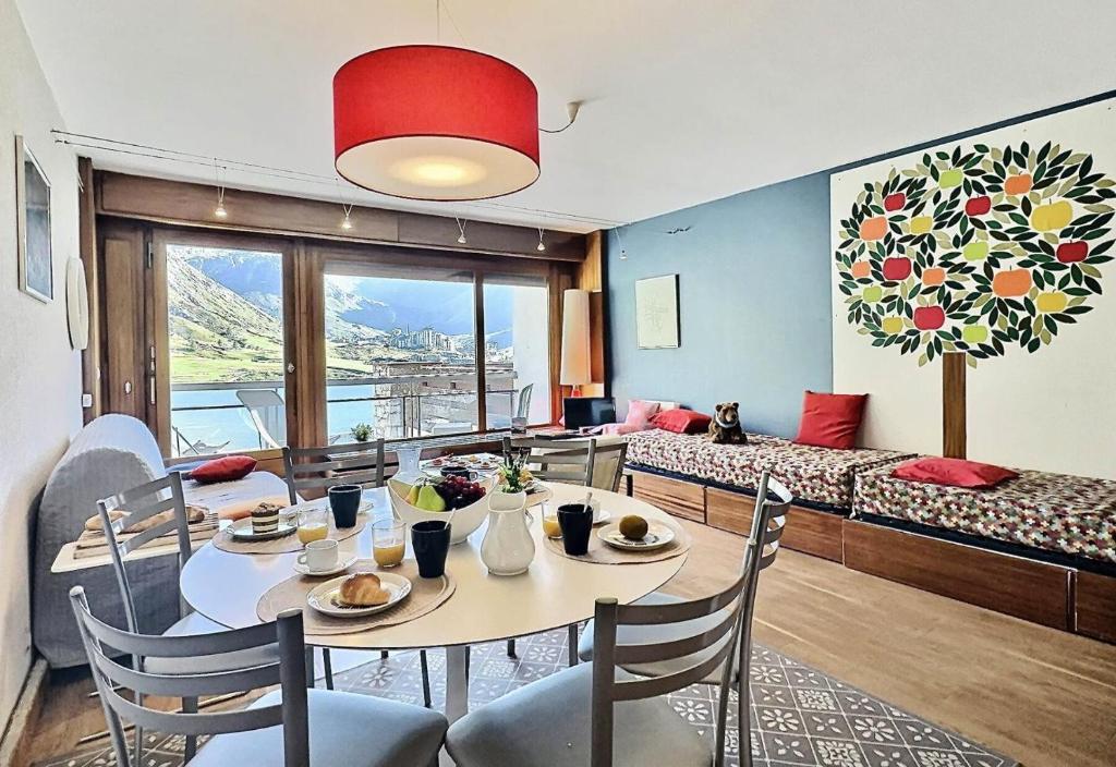Résidence Les Ducs De Savoie - Appartement 2 pièces 6 personnes à Tignes au pied des commerces, du bowling et proche des pistes, de la piscine et de l'office d MAE-2010 - 1