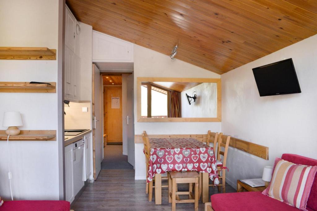 Résidence Andromede - Appartement fonctionnel · Skis aux pieds · Vue pistes · Balcon MAE-3684, Mâcot La Plagne
