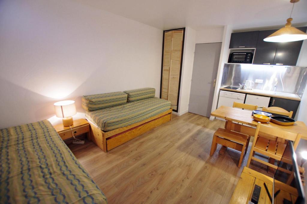 Résidence Home Club 2 - Plusieurs studios disponibles pour vos séjours en famille ou entre amis MAE-2744 - 1