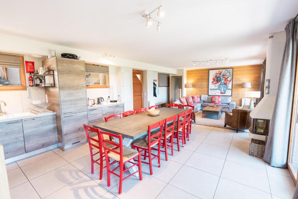 Large private chalet in Vaujany - 1