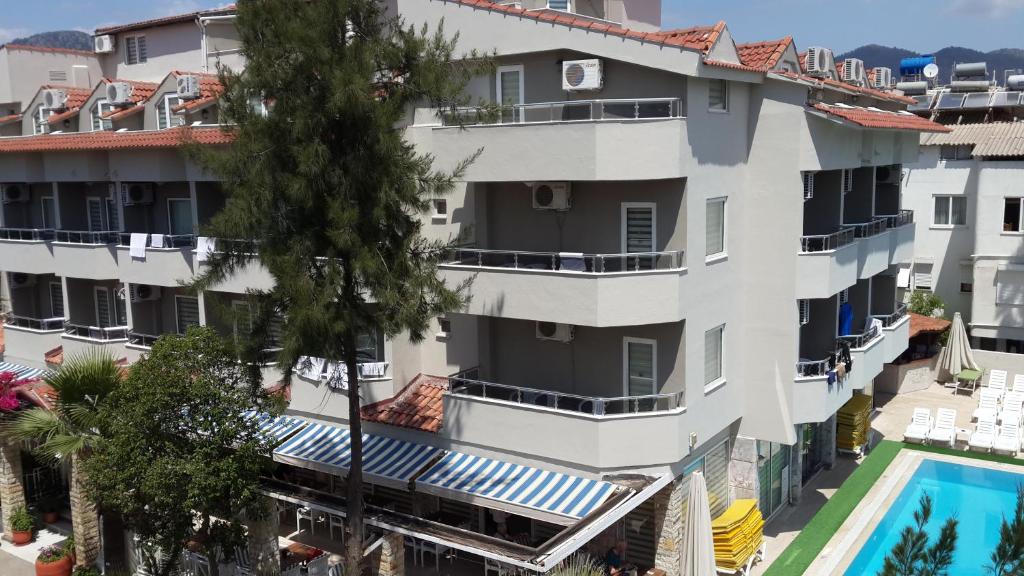 Myra Hotel — Hotel building in Marmaris, Mugla