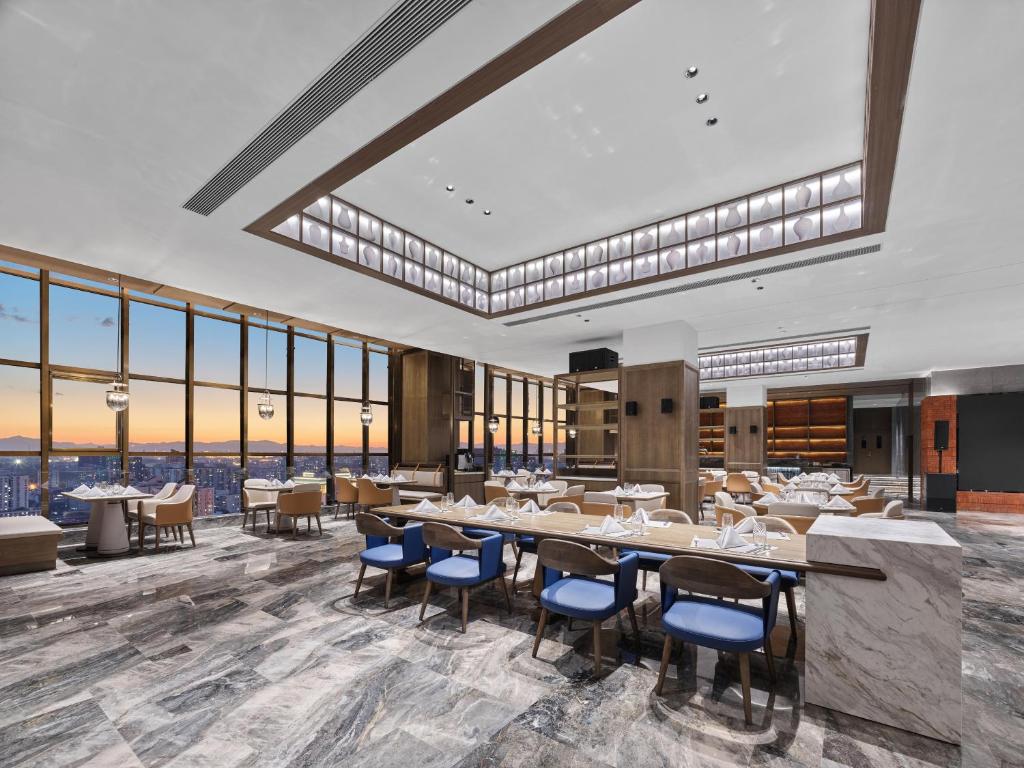 DoubleTree by Hilton Beijing East Third Ring Road