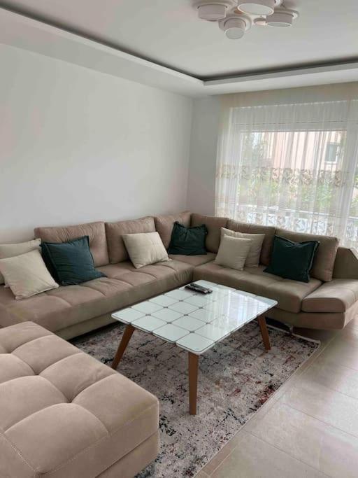 komplettes Haus mit moderner Ausstattung in ruhiger Lage, Gjilan