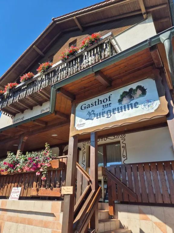 Gasthof zur Burgruine, hotel in Pottenstein