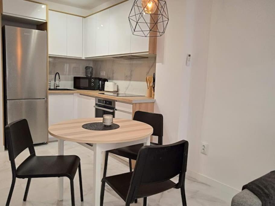 Casa Black & White - 4