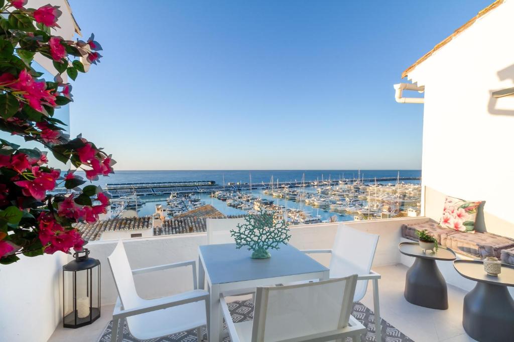 MARBELLA BANUS SUITES - Brand New and Exclusive Banus Port Seafront Flat - 4