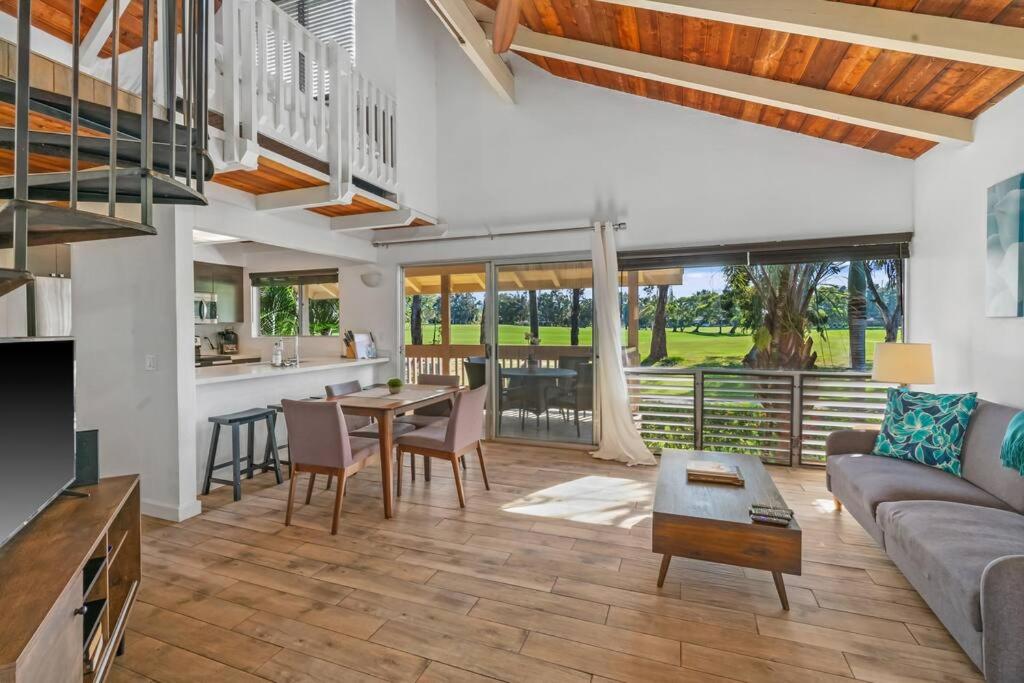 Modern, Bright & Airy Home with Hot Tub and Views, Princeville