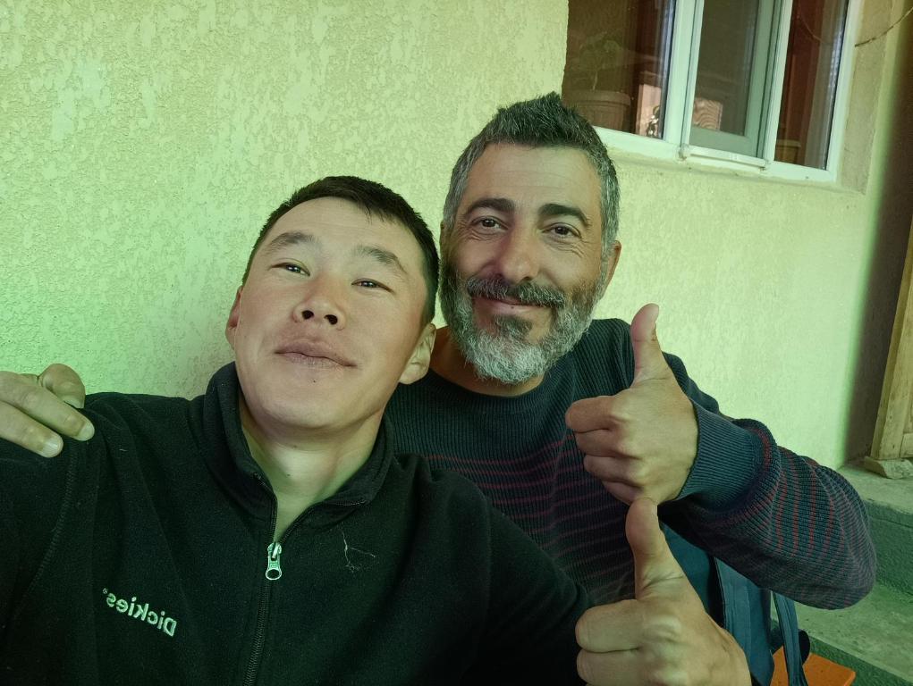 Aina guesthouse, Kyzyloy