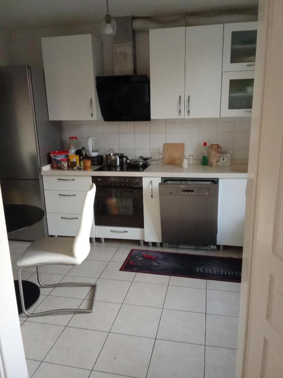 Privat Zimmer rue des abeilles - 2