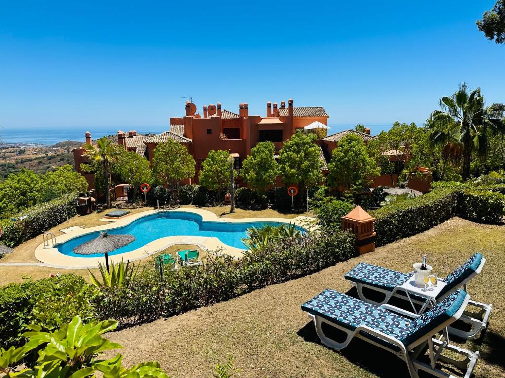 DROOM VIEW appartement met tuin, FREE PADEL & GOLF, La Mairena