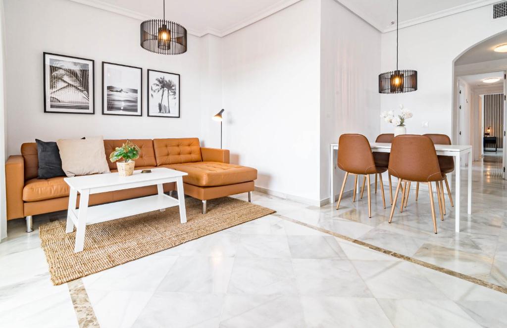 Contemporary apartment near Puerto Banus - 4
