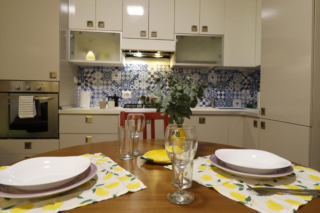 Lovely Home Apartment - 5