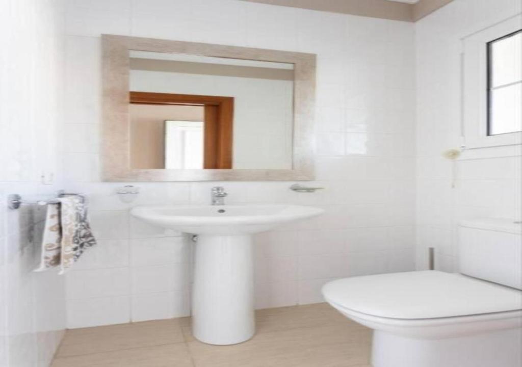 Townhouse with pool and sea view in Callao Salvaje - 3