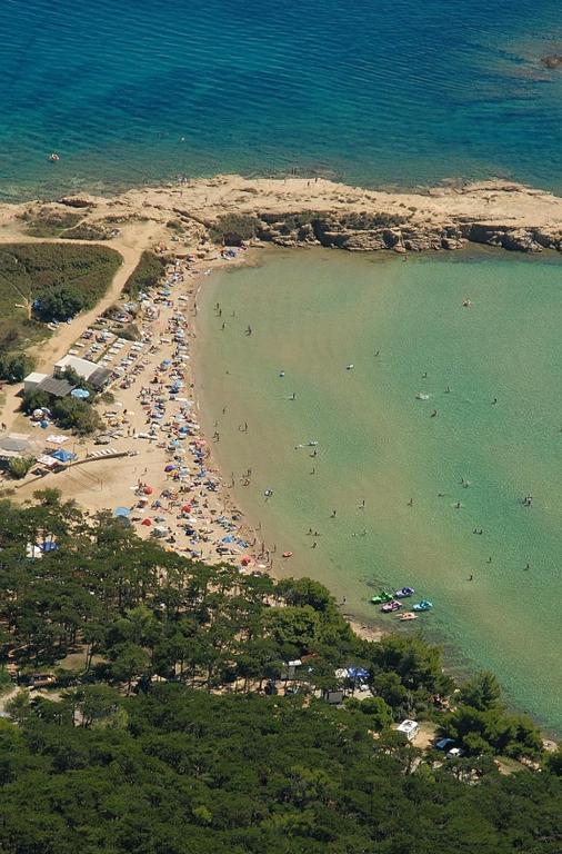 Apartment in Lopar with sea view, terrace, air conditioning, W-LAN 4229-4, Lopar