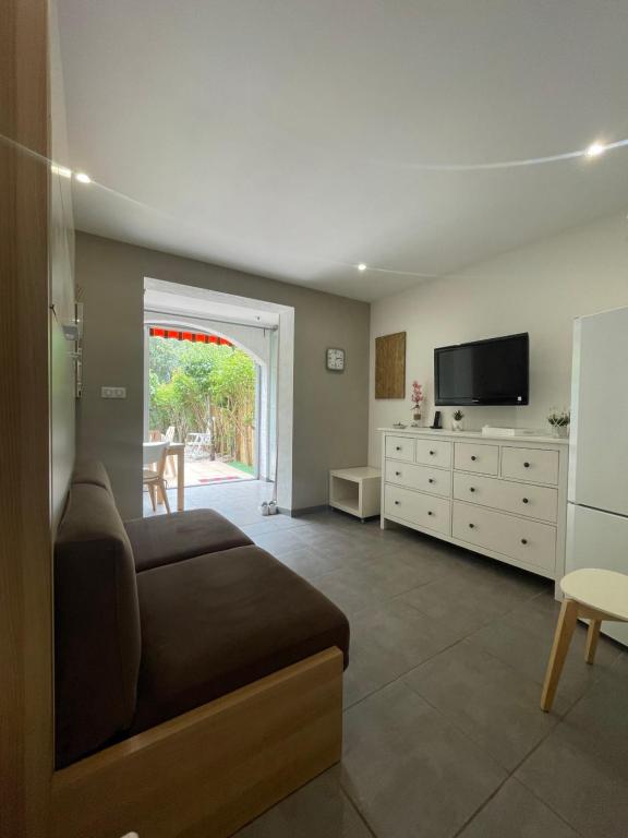 Charmant Studio, La Londe-les-Maures