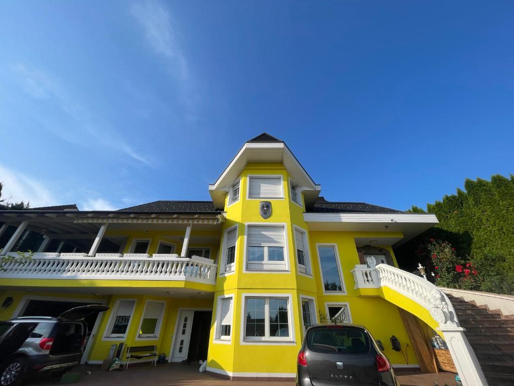Apartments in elegant Villa am Red Bull Ring in Spielberg - 4