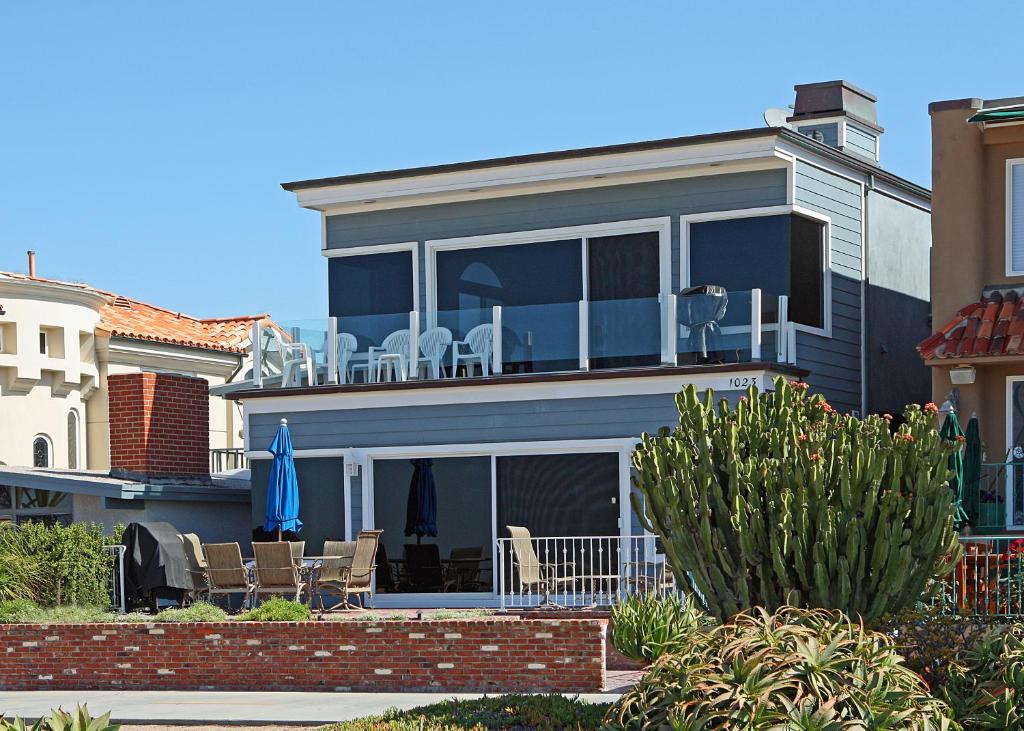 1023 E Balboa B, Newport Beach