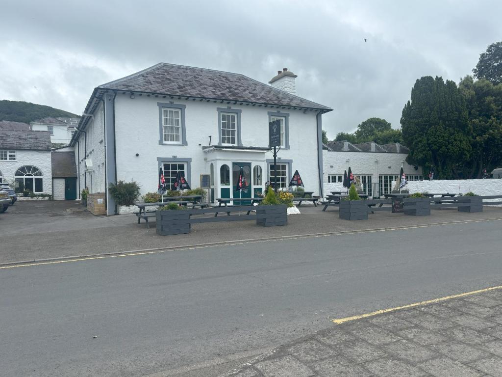 Feathers Hotel Bar and Restaurant, Aberaeron