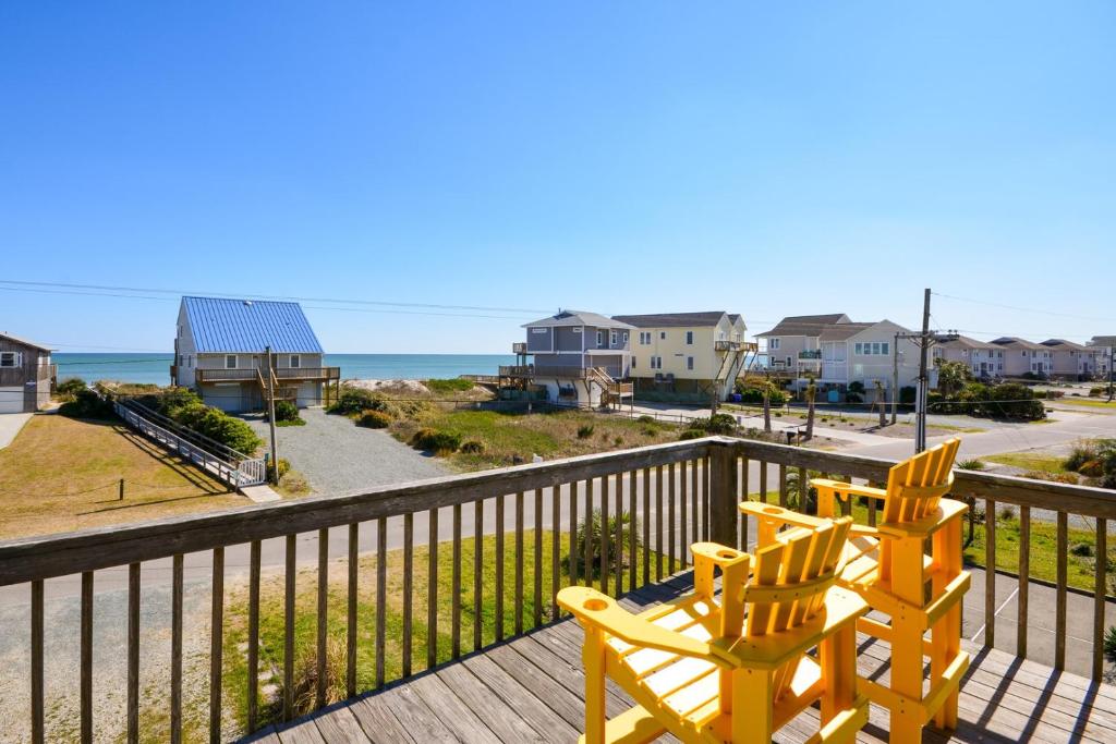 Seaside Serenity, Surf City