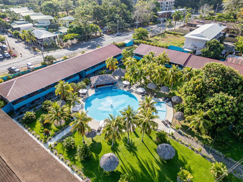 Exterior view, Beach Break Resort & CR Surf Camp in Jaco