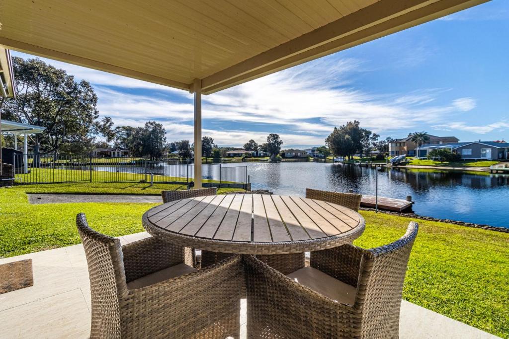 Duck Inn, Sussex inlet