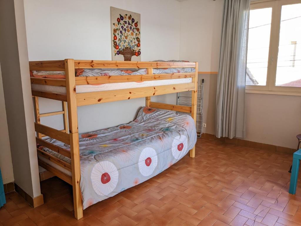 Appartement T4 proche plage et commerces, 80m2, 6 pers, lave-linge, TV - FR-1-797-23 - 4
