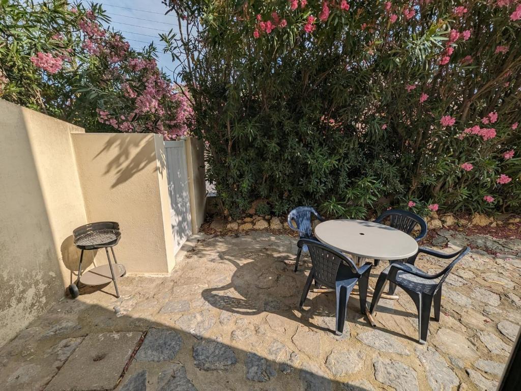 Appartement T2 avec parking - 4 pers. plage 150m - FR-1-797-17 - 2