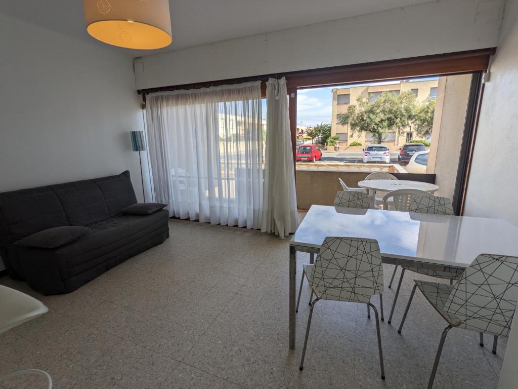 T2 Climatisé, 5 pers, Parking Protégé, Front de mer - FR-1-797-38 - 4