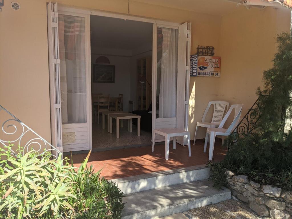 Charmant T3 rénové à 60m de la plage avec terrasse, jardin et parking clos - FR-1-797-28 - 3