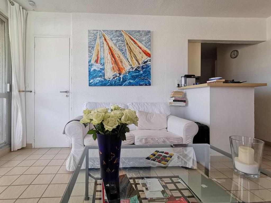 Joli T2 au Port avec Terrasse et Parking, 4 Pers. - FR-1-803-12 - 2