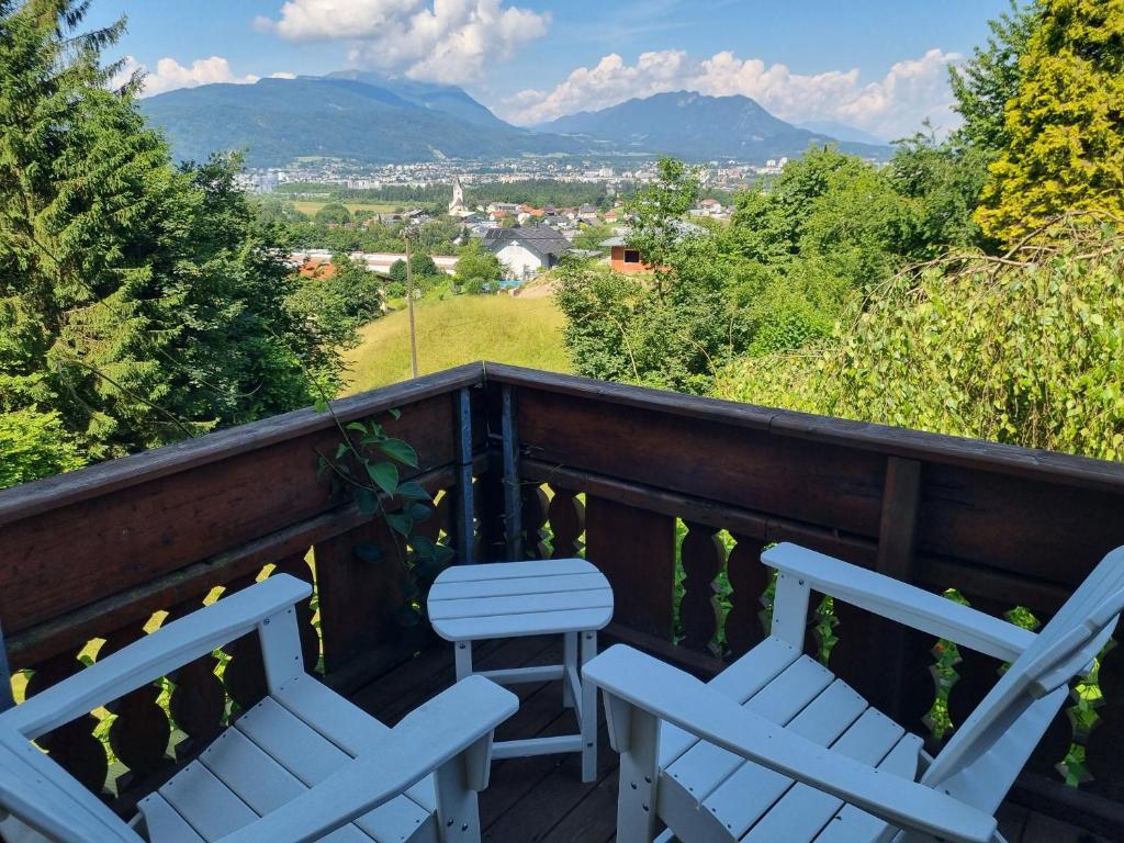 Fridas Place - DER Blick über ganz Villach - 160 m2 Ferienoase - ganzes Haus bis zu 8 Personen - 2