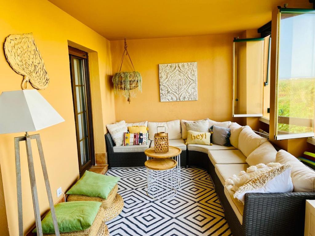 Apartamento Urbanización Los Albatros Isla Canela - 1