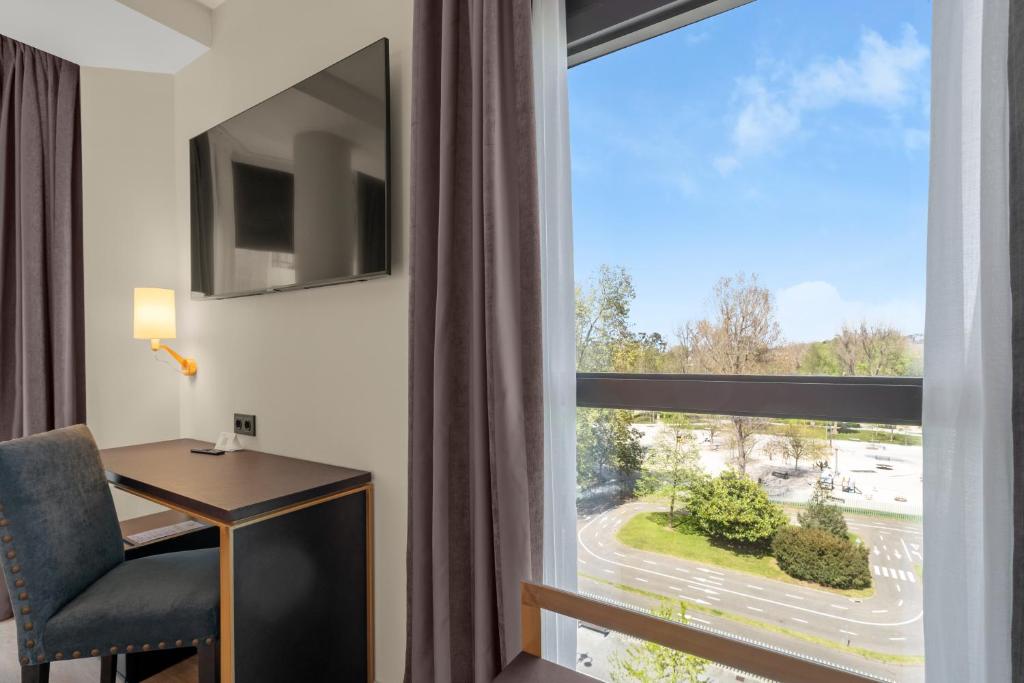 Hotel Zentral Gijón Rey Pelayo - 1